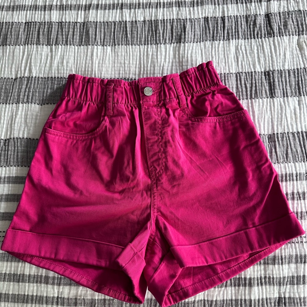 H&M Pink High-Waisted Shorts